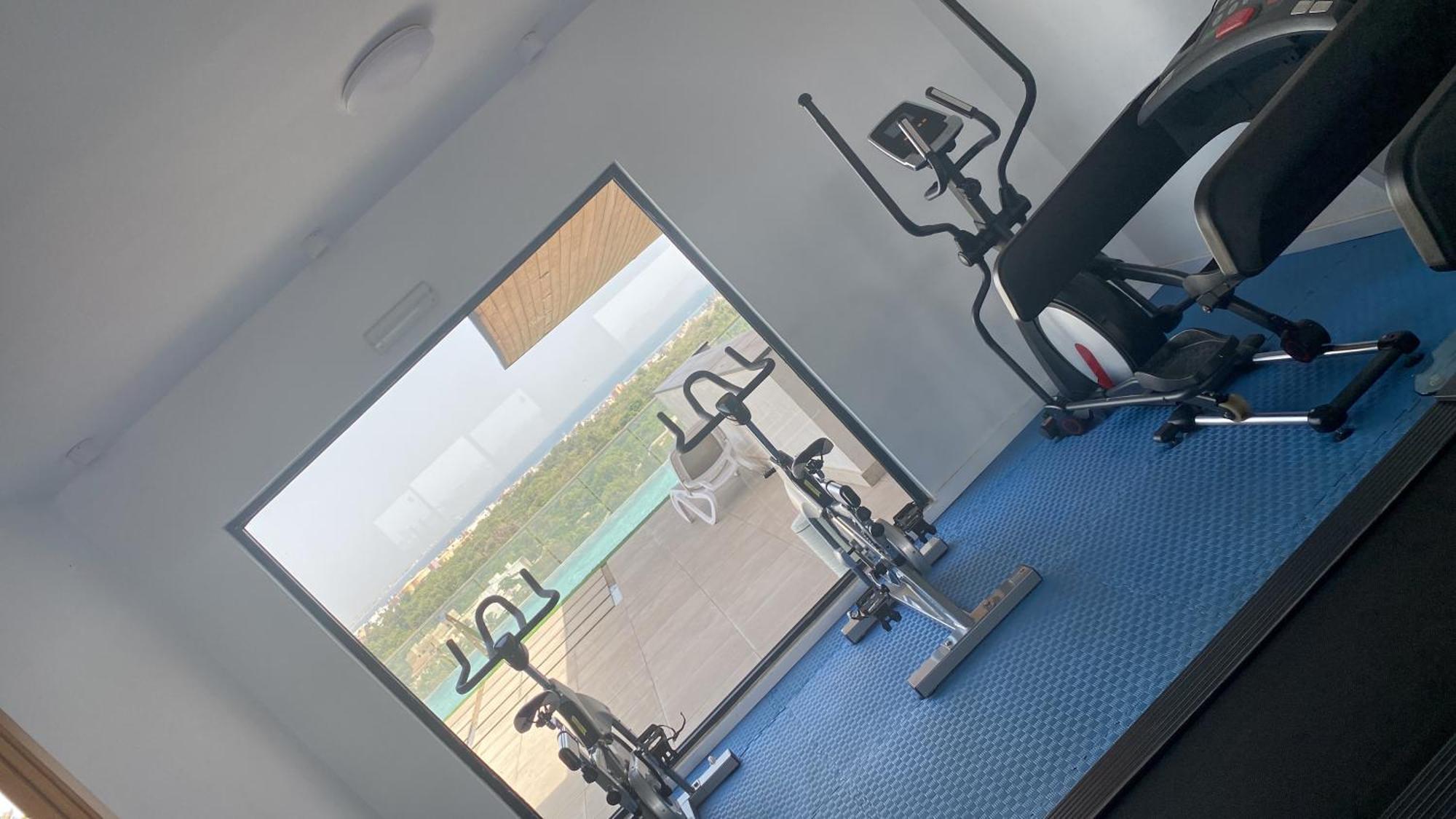 Cocon Cozy Standing With Gym Sejour Chez Hote داكاغْ المظهر الخارجي الصورة