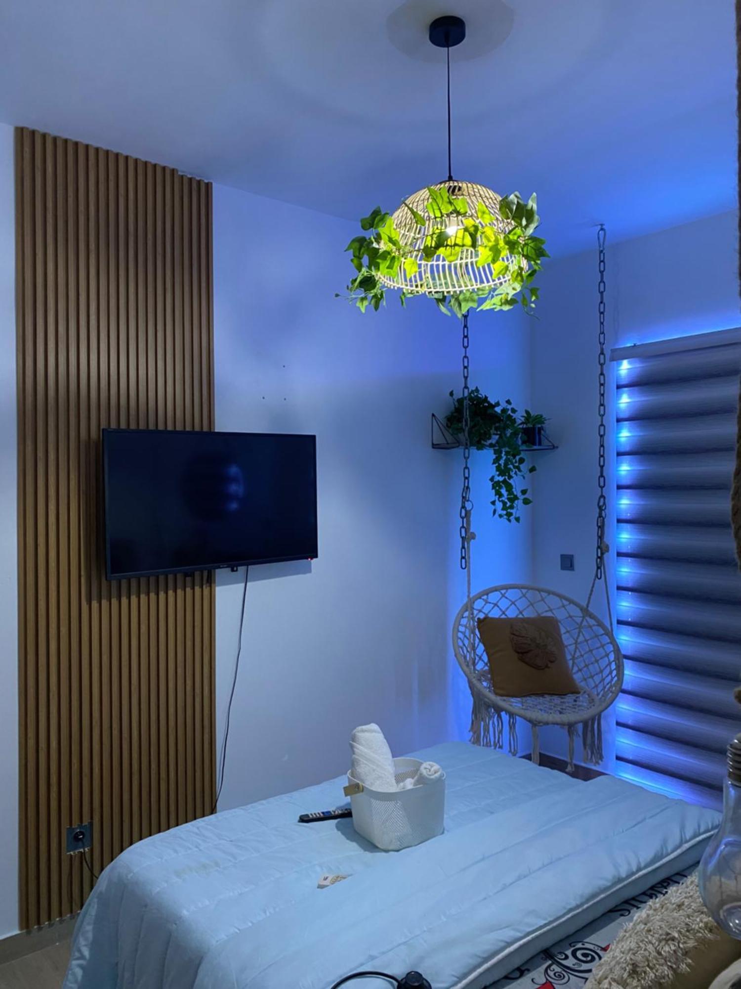 Cocon Cozy Standing With Gym Sejour Chez Hote داكاغْ المظهر الخارجي الصورة